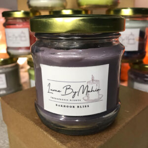 Bakhoor Bliss A Touch of Arabian Luxury – Handmade Oud & Amber Soy Wax Candle - 100 gram
