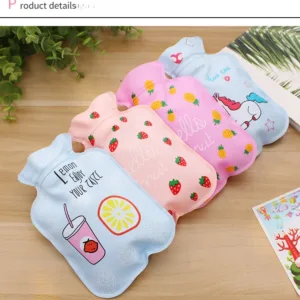 Mini Hot Water Bottle, Light and Handy Hot Water Bag Hand Warmer Pain Relief ( random design )