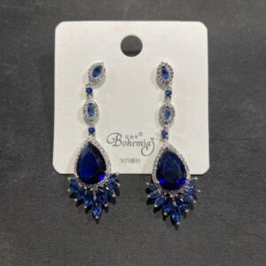 AR-ear-Blu-550-015