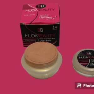 Huda Beauty  Light Base Water Proof & Long Lasting  (24 Hours)