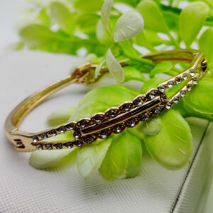 Imported Adjustable Crystal Bracelet – Dazzle in Elegance | Best Quality Artificial Bracelet For Girls & Women | Bracelet For Every Occasion | Elegant Design