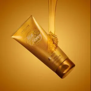 ORIFLAME Milk and Honey Gold Smoothing Sugar Scrub - 6.6 OZ | 200 Gram